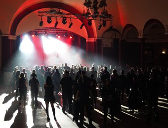 Bands in Konzerthallen